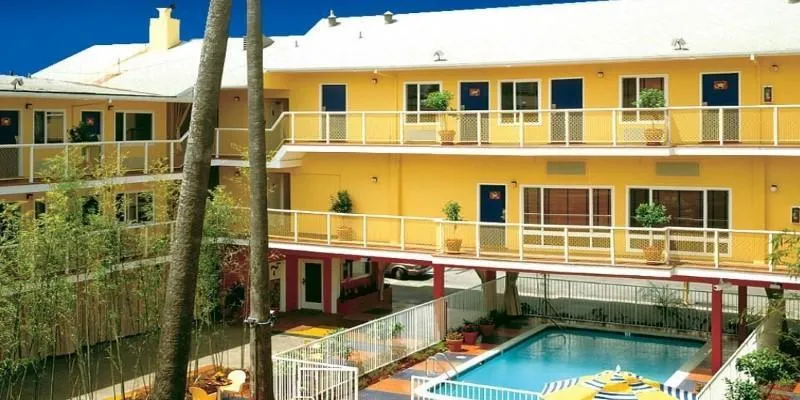 Hotel Del Sol