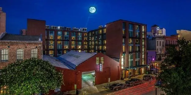 Cambria Hotel New Orleans