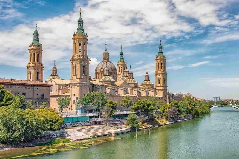 Zaragoza's Basilica del Pilar