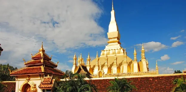 Pha That Luang Stupa